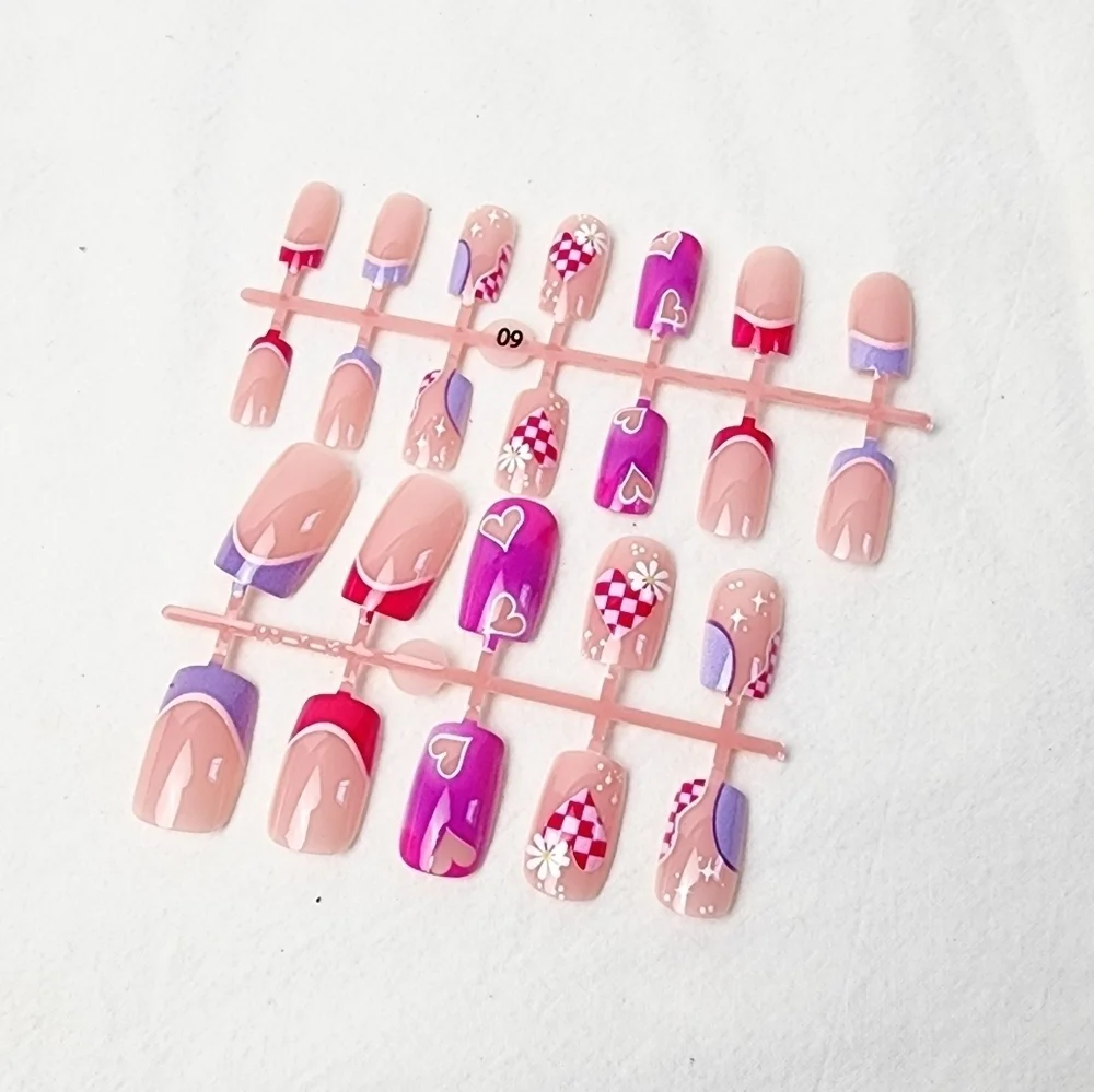 24 Pieces Fake Press On Nails